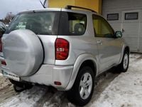Używany Toyota RAV4 116 KM (85 kW) 2005 Srebrny metalik SUV
