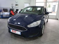 Używany Ford Focus 95 KM (69 kW) 2014 Niebieski (metalik) Sedan/Limuzyna