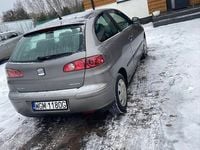 Używany Seat Ibiza 2003 Szary Hatchback