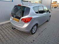 Używany Opel Meriva 140 KM (102 kW) 2012 Srebrny Minivan