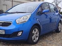Używany Kia Venga 90 KM (66 kW) 2010 Niebieski Hatchback
