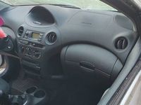 używany Toyota Yaris 2005 1,3