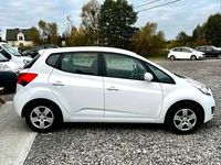 Używany Kia Venga 90 KM (66 kW) 2011 Biały Hatchback