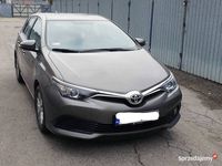 Używany Toyota Auris Active 99 KM (72 kW) 2017 Brązowy Hatchback