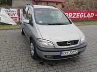 używany Opel Zafira a benzyna