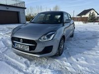 Używany Suzuki Swift 83 KM (61 kW) 2021 Srebrny Hatchback