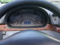 Używany Mercedes Viano 2003 Srebrny Minivan