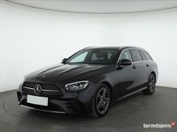 Używany Mercedes E220 194 KM (142 kW) 2021 Czarny Kombi