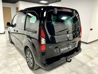 używany Peugeot Partner 1.6 e-HDI*Lift*AUTOMAT łopatki*Klimatronic*LED*Navi GPS*Kamera*NIEMIEC