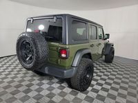 używany Jeep Wrangler 3.6dm 285KM 2023r. 8 227km