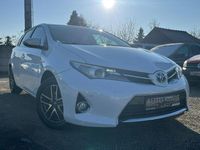 używany Toyota Auris Hybrid 1.8dm 99KM 2015r. 153 800km