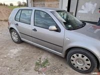 Używany VW Golf IV 101 KM (74 kW) 2002 Srebrny Sedan/Limuzyna