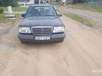 używany Mercedes E220 w124Kombi Mega wyposażenie