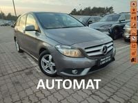 Używany Mercedes B180 122 KM (89 kW) 2014 Beżowy (metalik) Minivan