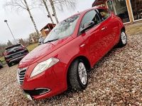 Używany Lancia Ypsilon 85 KM (62 kW) 2014 Czerwony Hatchback