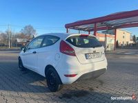 Używany Ford Fiesta 2012 Biały Van