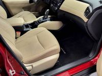 używany Nissan Rogue 4x4 automat kremowe skóry