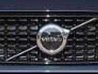 używany Volvo XC40 B3 Plus Dark 2.0 B3 Plus Dark (163KM) Podgrzewana szyba przednia