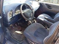 używany Ford Galaxy Części 1.9 TDI 90KM Hak Fotele Lampa