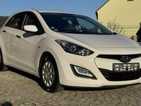 Używany Hyundai i30 100 KM (73 kW) 2012 Biały Hatchback