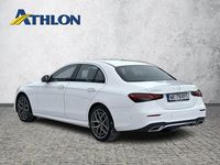 Używany Mercedes E220 194 KM (142 kW) 2021 Biały Sedan/Limuzyna