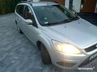 Używany Ford Focus 2010 Srebrny Kombi