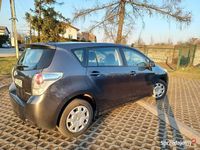 Używany Toyota Verso 2010 Szary Minivan