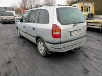 Używany Opel Zafira 101 KM (74 kW) 2001 Srebrny Minivan