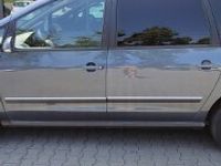 Używany VW Sharan 140 KM (102 kW) 2006 Szary Minivan