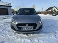 Używany Suzuki Swift 83 KM (61 kW) 2021 Srebrny Hatchback