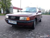 używany Audi 80 bardzo zadbane z pięknym kremowym wnętrzem