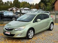 używany Opel Astra 4dm 140KM 2011r. 160 000km