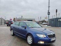 Używany Skoda Superb 2010 Niebieski Sedan/Limuzyna