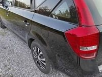 Używany Kia Ceed 2011 Czarny Hatchback