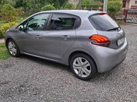 używany Peugeot 208 1.2b