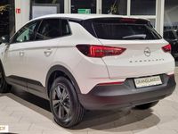 używany Opel Grandland X 1.2dm 130KM 2022r. 3km