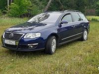 używany VW Passat b6 2,0 benzyna granatowy wersia comfortline