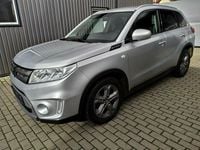 Używany Suzuki Vitara 120 KM (88 kW) 2017 Srebrny (metalik) SUV