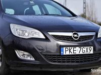 Używany Opel Astra Cosmo 2012 Czarny Sedan/Limuzyna
