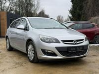 Używany Opel Astra 110 KM (80 kW) 2014 Srebrny Kombi