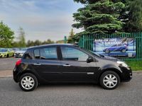 używany Renault Clio 1.5dm 90KM 2009r. 250 500km