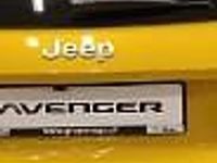 używany Jeep Avenger Wersja ALTITUDE 1.2 DCT 110KM + Czarny dach + Pakiet zimowy