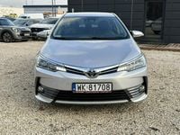 Używany Toyota Corolla 132 KM (97 kW) 2018 Srebrny (metalik) Sedan/Limuzyna