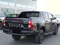 używany Toyota HiLux 2.8dm 204KM 2022r. km