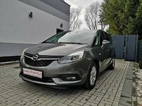 Używany Opel Zafira Cosmo 135 KM (99 kW) 2016 Brązowy Minivan