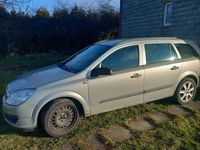 używany Opel Astra kombi 2006r
