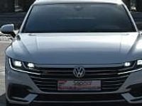 Używany VW Arteon R-line 150 KM (110 kW) 2019 Biały (metalik, perła) Hatchback