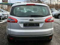 Używany Ford S-MAX S 140 KM (102 kW) 2011 Srebrny Minivan