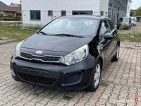 Używany Kia Rio 2013 Czarny Hatchback