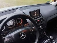 Używany Mercedes C200 2009